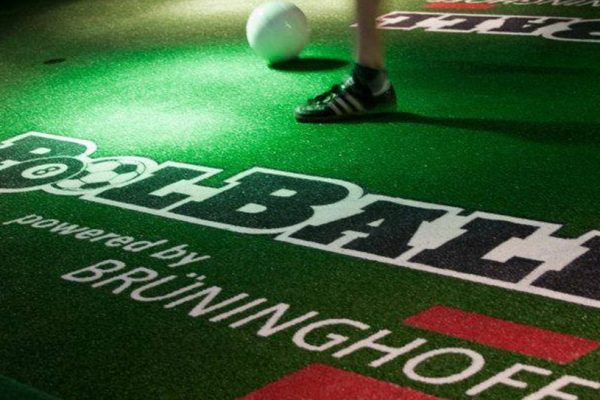 PoolBall mieten (2) Rasenbranding